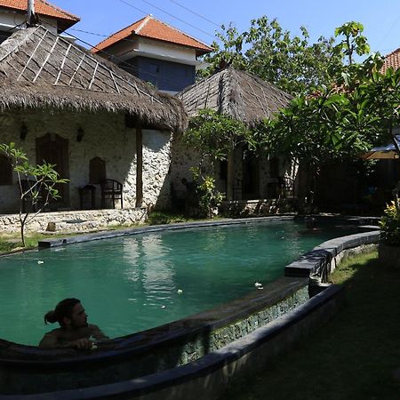 Satria Bungalow Uluwatu Екстериор снимка
